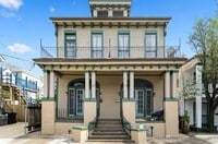 Building Photo - 114 N Hennessey St
