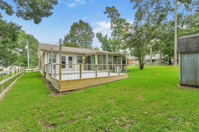Building Photo - 1215 Tejas Blvd