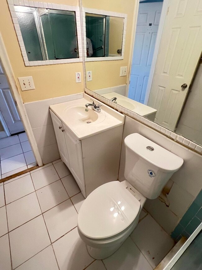 Building Photo - 80 Berkshire D