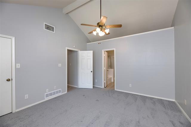 Building Photo - 4013 David Cir