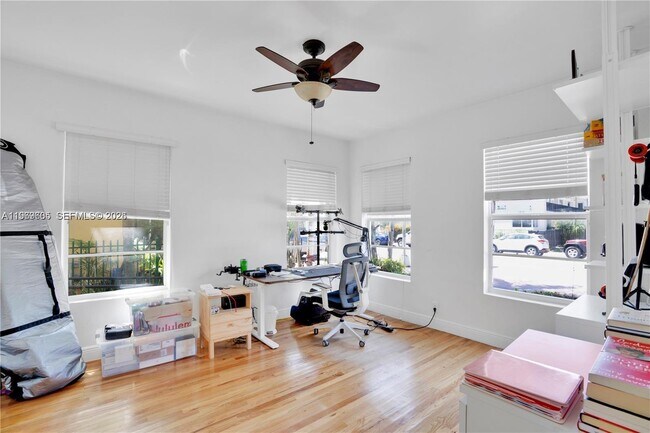 Building Photo - 1460 West Ave