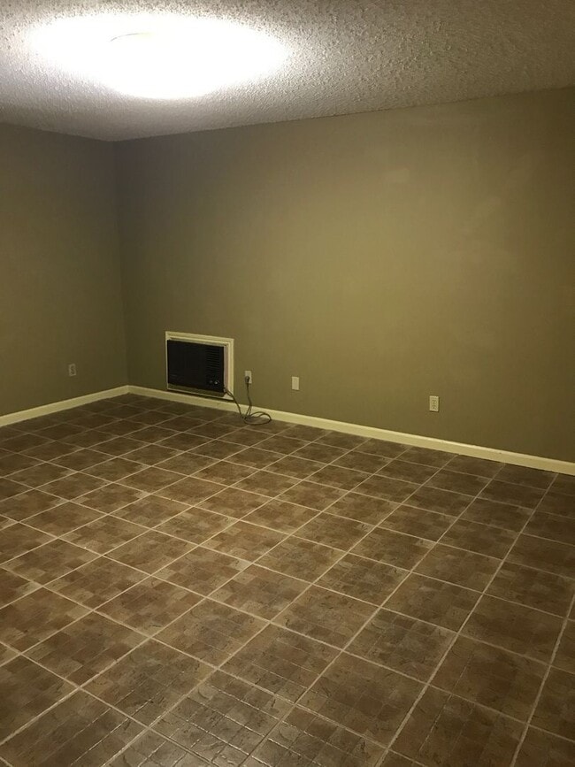 Building Photo - 2123 Jackson St