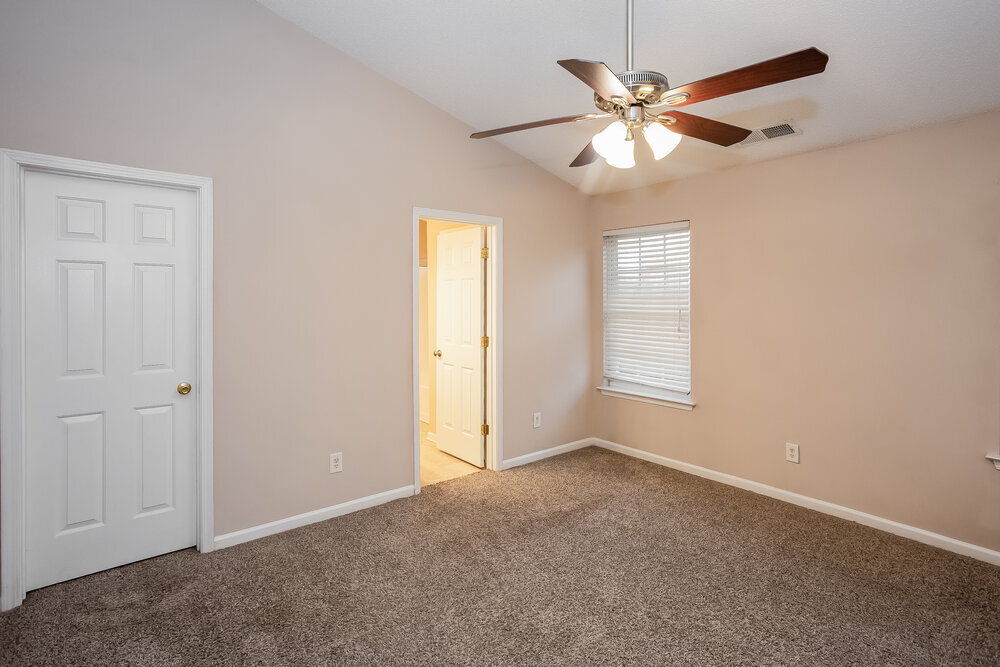 Building Photo - 10520 Pickerel Ln