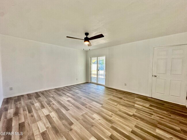 Building Photo - 6332 El Risco St