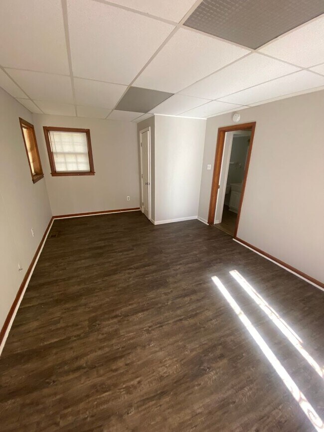 Building Photo - **AVAILABLE NOW**Near Ft. Benning. Columbus, GA  Bedroom 4 / 1 Full Bathroom & 2 Half Bathroom Ho...