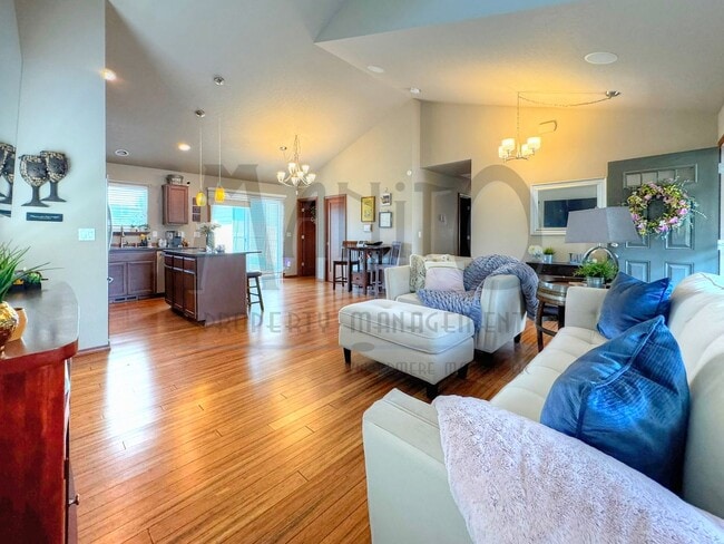 Building Photo - Open Concept Liberty Lake Home