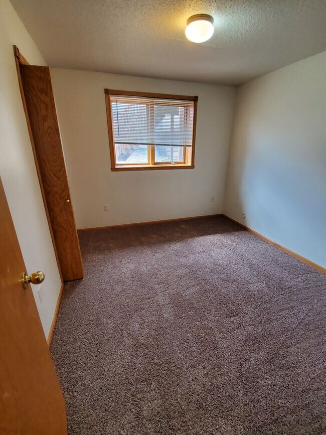 Building Photo - 1663 51st St S