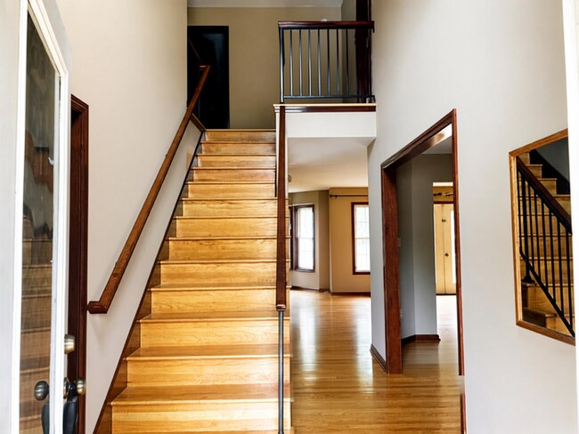 Building Photo - 1185 Eller Wood Dr