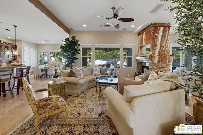 Building Photo - 104 Azzuro Dr