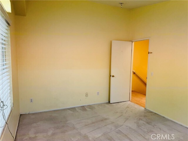 Building Photo - 25619 Prospect Ave
