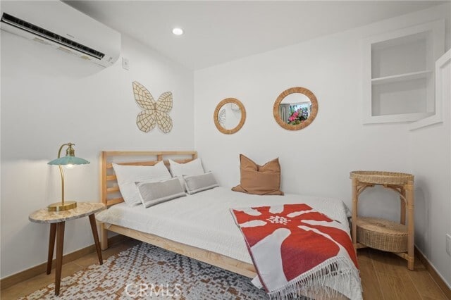 Building Photo - 2258 Helios Dr