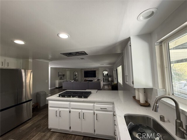 Building Photo - 1530 Robin Way