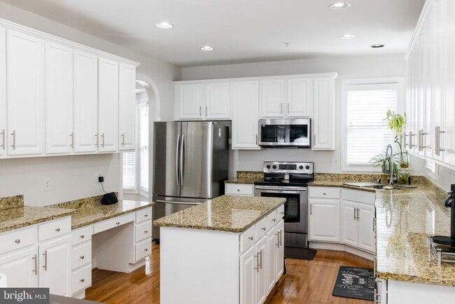 Building Photo - 12711 Goodloes Promise Dr