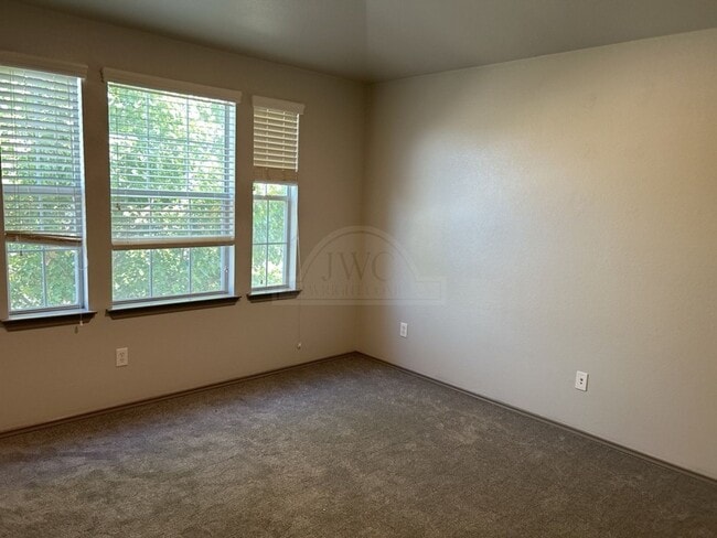 Building Photo - 5308 Birmingham Cir