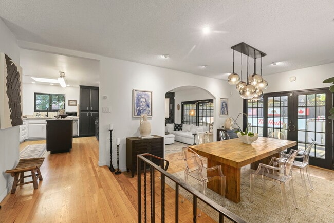 Building Photo - 4763 Golden Rd