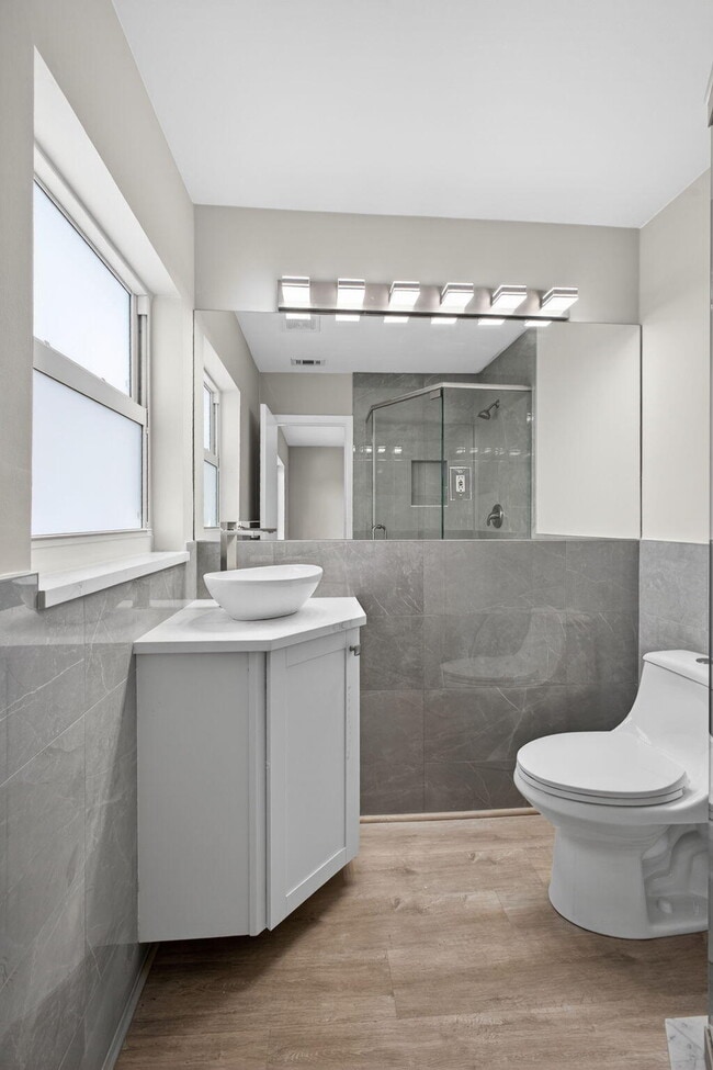 Building Photo - 624 Southwind Cir