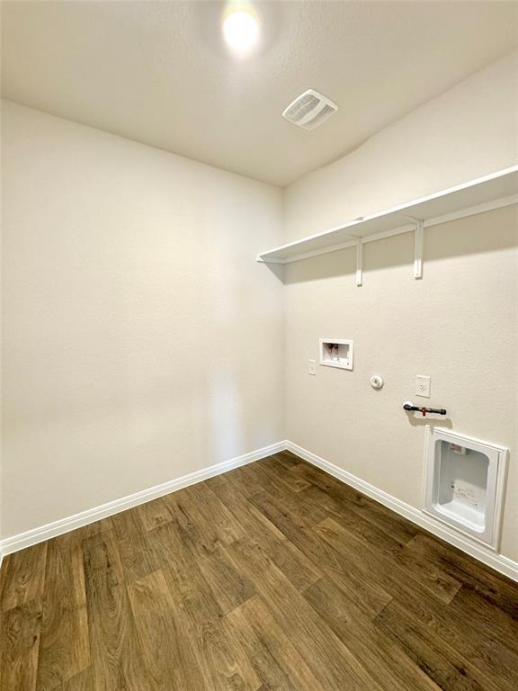 Building Photo - 150 Galanthus Ct