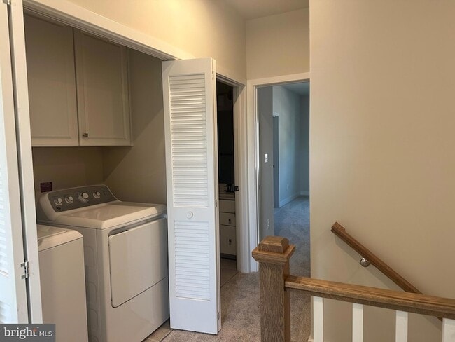 Building Photo - 4504 Dandelion Loop