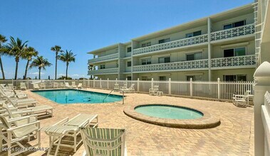 Building Photo - 4800 Ocean Beach Blvd