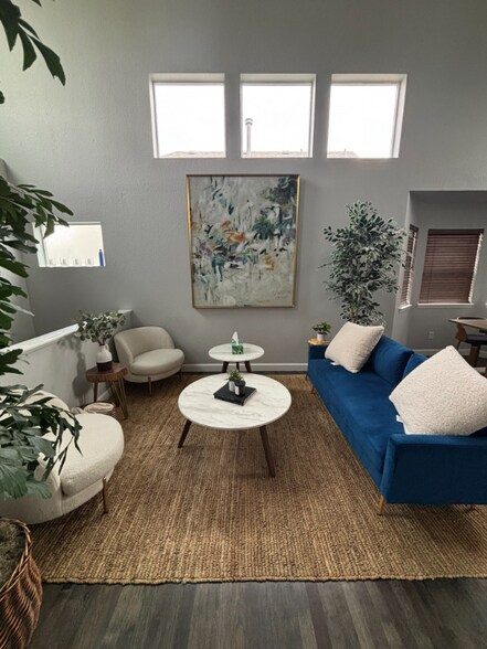 Building Photo - 10144 Madison St