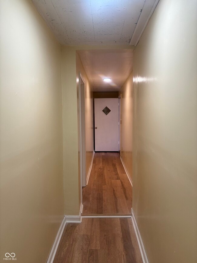 Building Photo - 3448 Kinnear Ave