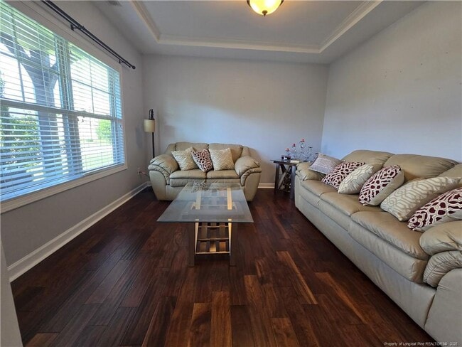 Building Photo - 410 Sedgefield Dr
