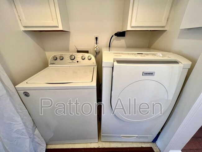 Building Photo - 4606 Breakers Ln