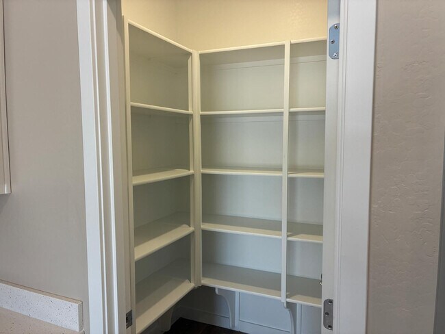 Building Photo - 18372 W Villa Chula Ln