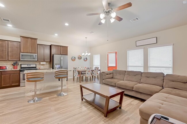 Building Photo - 19823 Rojo Rock Ln