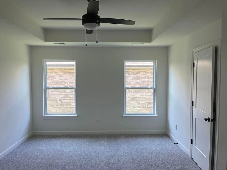 Building Photo - 1817 Wes Milligan Ln