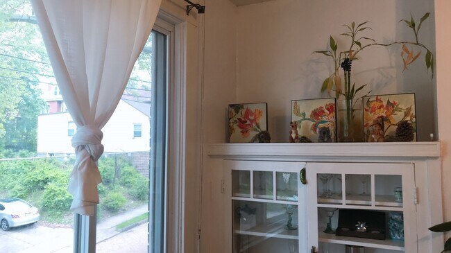 Building Photo - 5903 Nicholson St