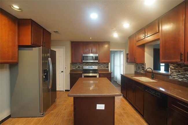 Building Photo - 3603 S Belcher Dr