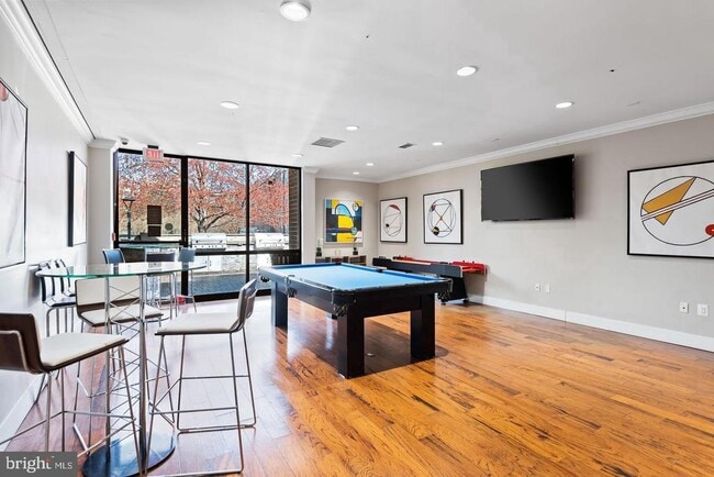 Building Photo - 75 S Reynolds St