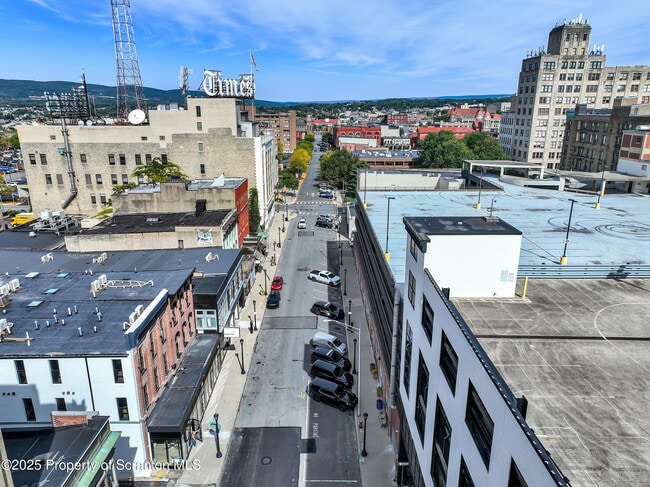 Building Photo - 117 Penn Ave