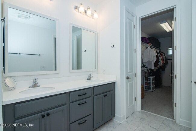 Building Photo - 11332 BREAKERS BAY Way