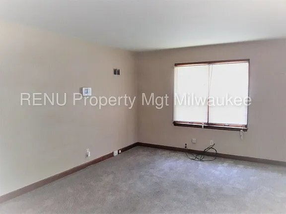 Building Photo - 4712 N 71st St