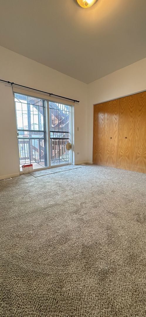 Building Photo - 711 W 31st St