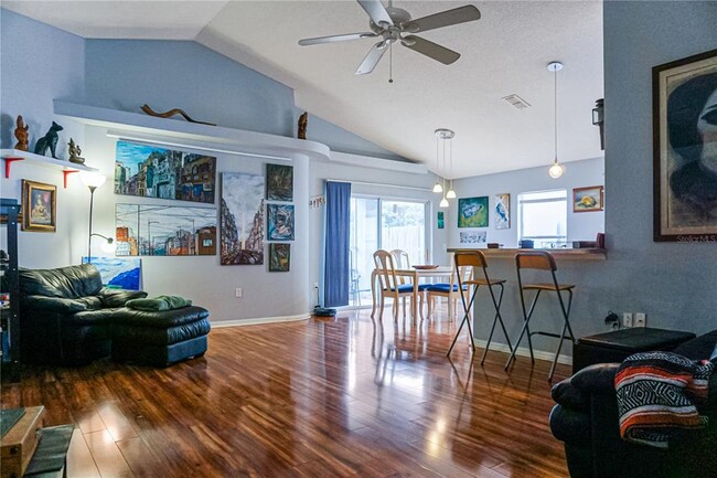Building Photo - 205 Nicholson Dr