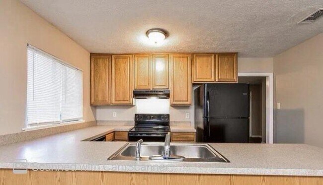 Building Photo - 2673 Stoneview Ct NW