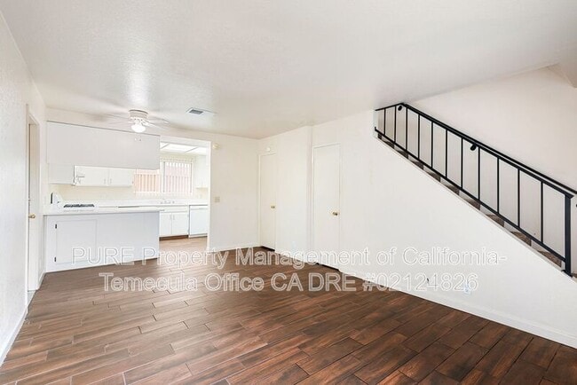 Building Photo - 28940 Calle Del Lago