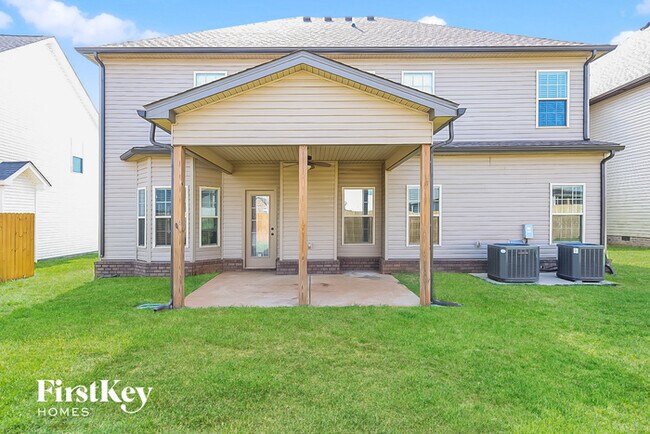 Building Photo - 1412 Kingbird Dr