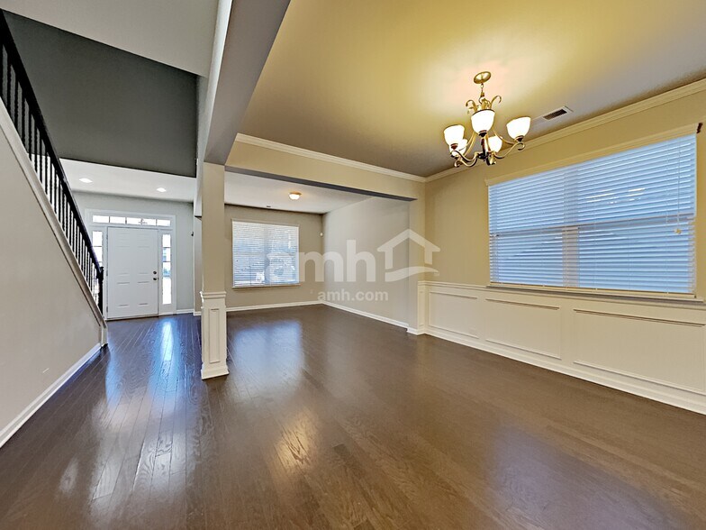 Building Photo - 3876 Woodoats Cir