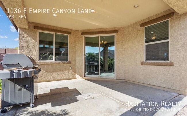 Building Photo - 1136 E Empire Canyon