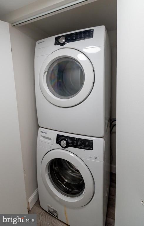 Building Photo - 47726 Devin Cir