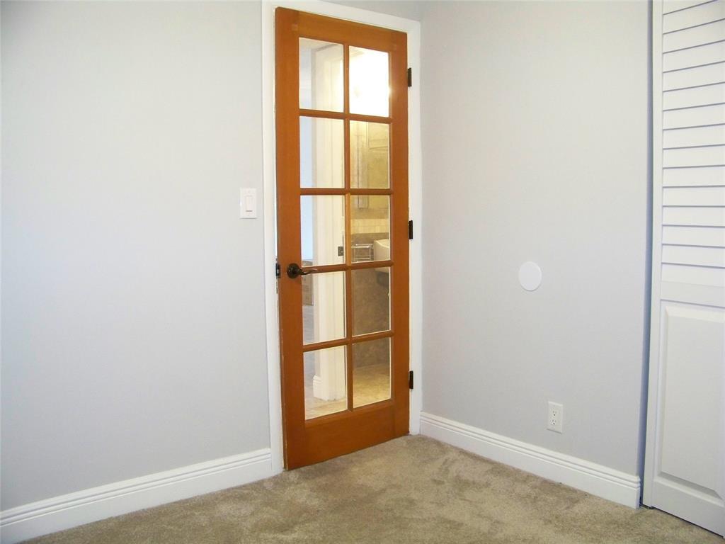 Building Photo - 3218 NW 103rd Ter