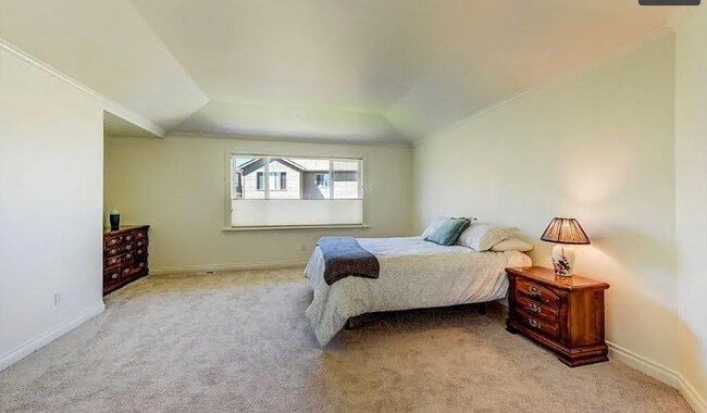 Building Photo - 1311 270th Way SE
