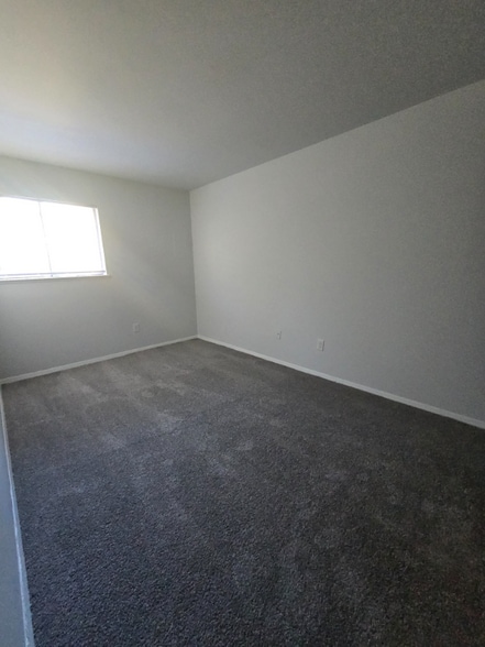 Building Photo - 1209 Nelson St