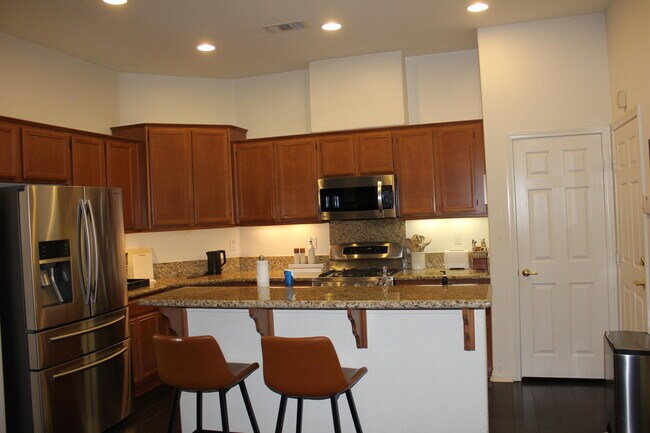 Building Photo - 84136 Olona Ct