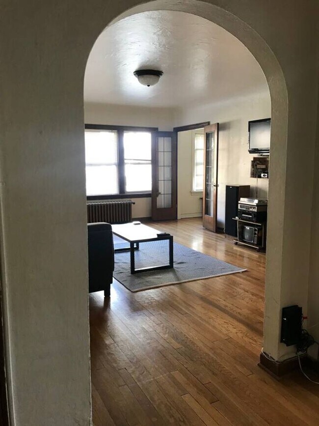 Interior Photo - Catalina Apartments
