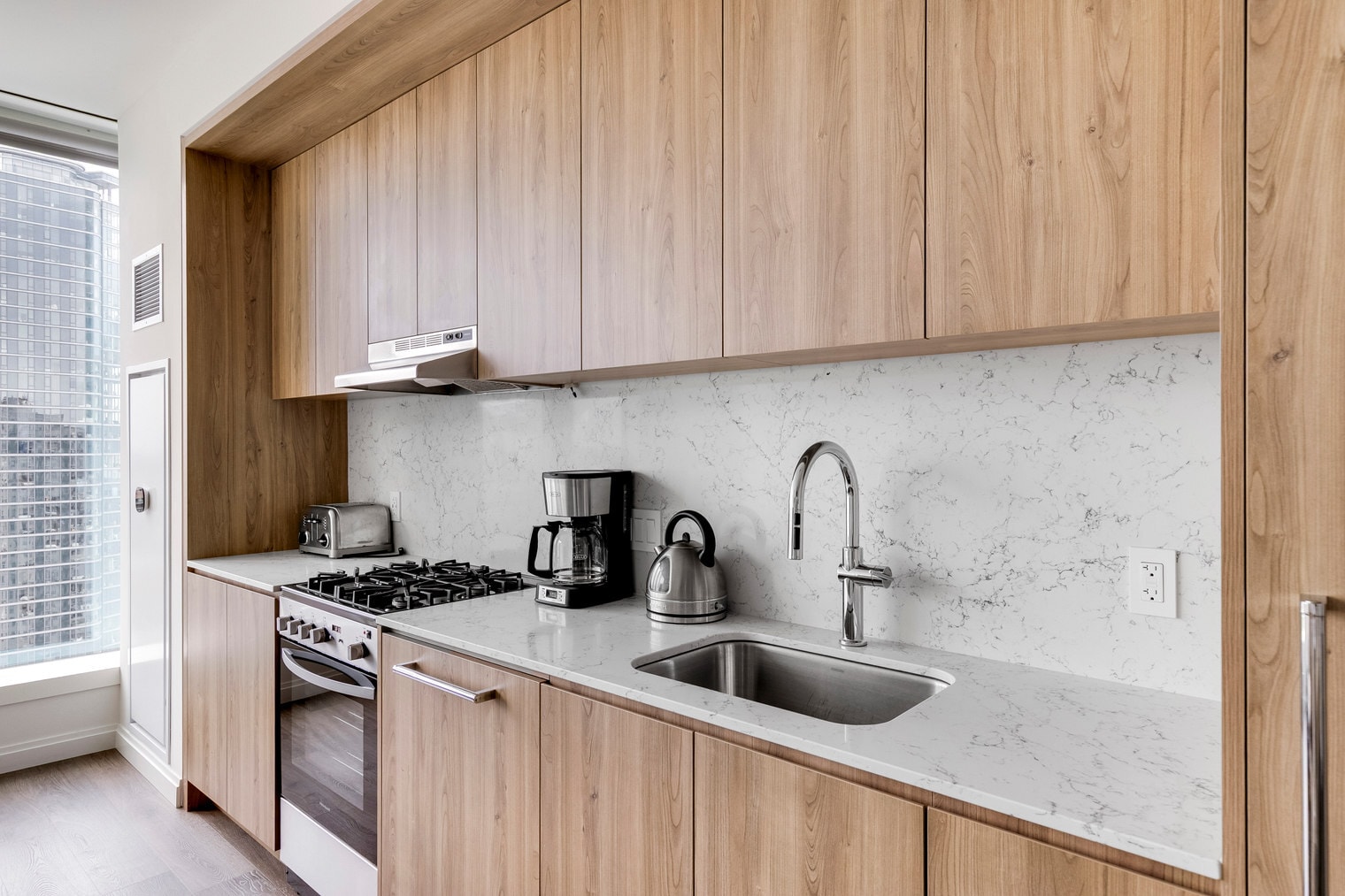 Building Photo - 1000 S Michigan Ave